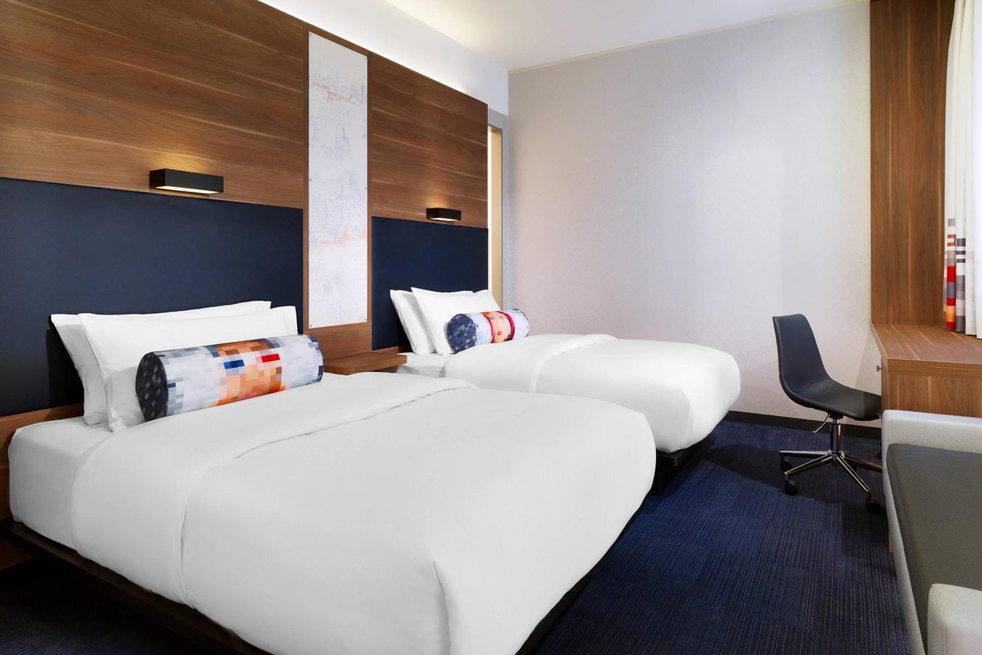 Aloft Muenchen Hotel Room photo