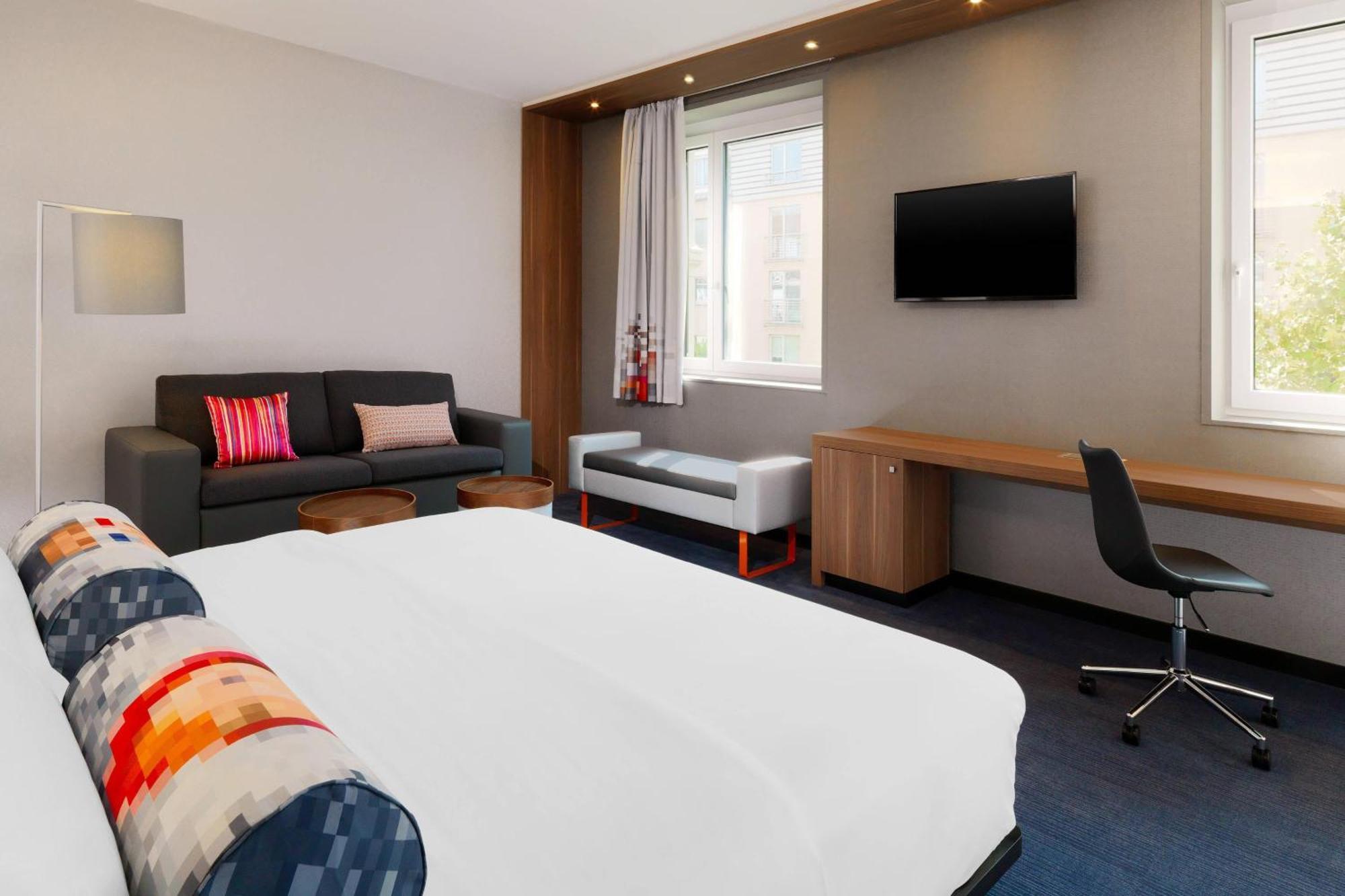 Aloft Muenchen Hotel Room photo