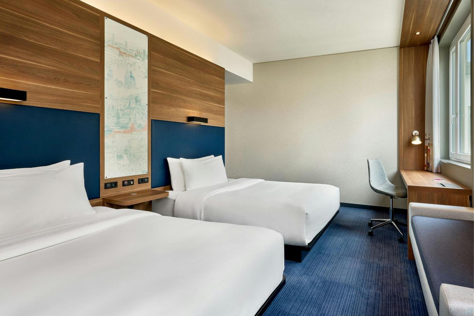 Aloft Muenchen Hotel Exterior photo