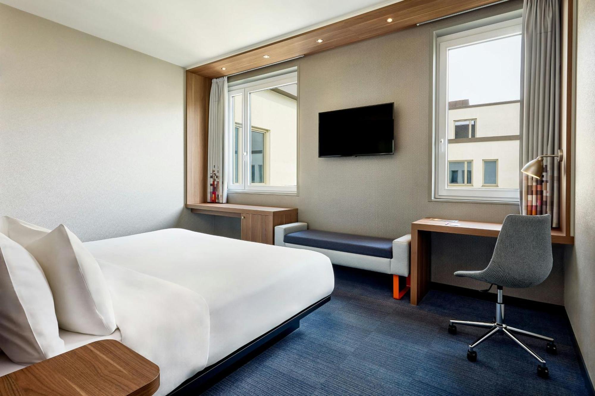 Aloft Muenchen Hotel Exterior photo